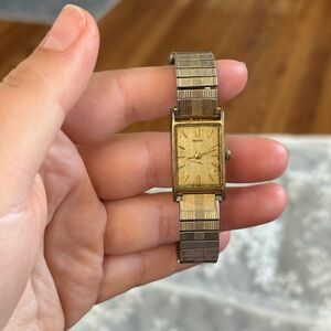 Vintage seiko self winding tank style watch